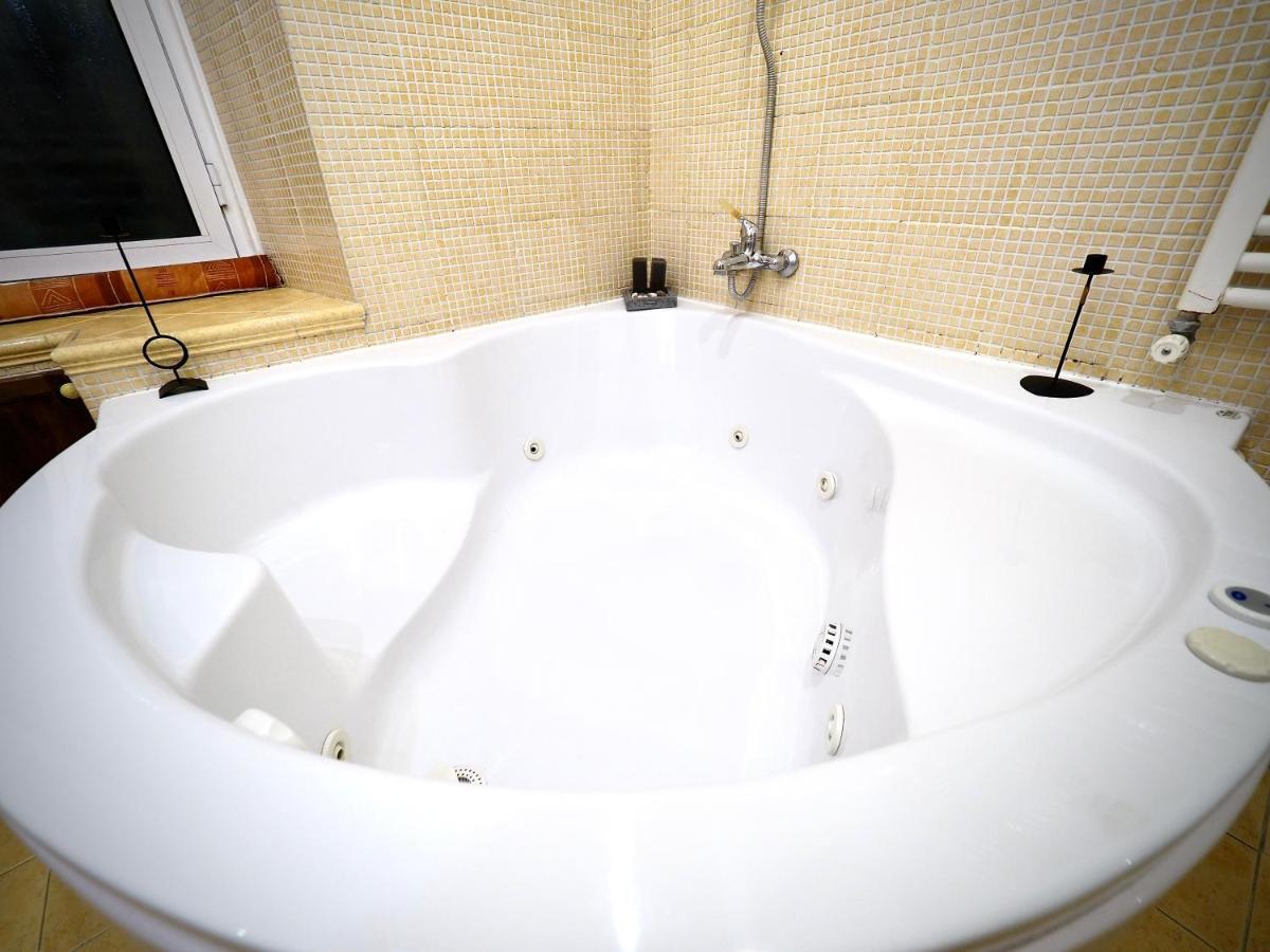 Dimora Delle Camelie Appartement Genua Buitenkant foto